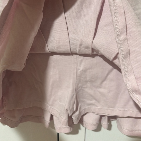 Pleated Mesh Skort - Picture 6 of 8